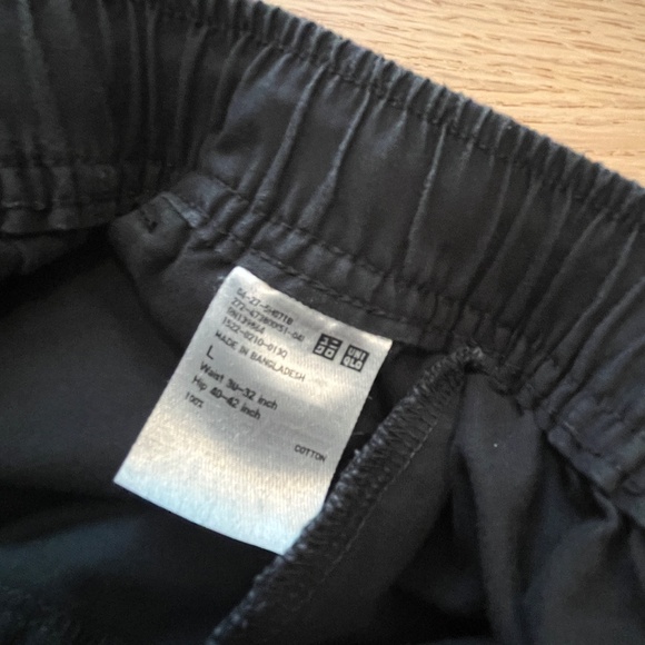 Uniqlo Cotton Relaxed Ankle Pants - Picture 4 of 6